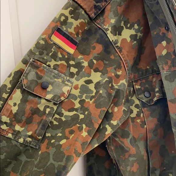 Authentic Army Coat - Picture 4 of 4